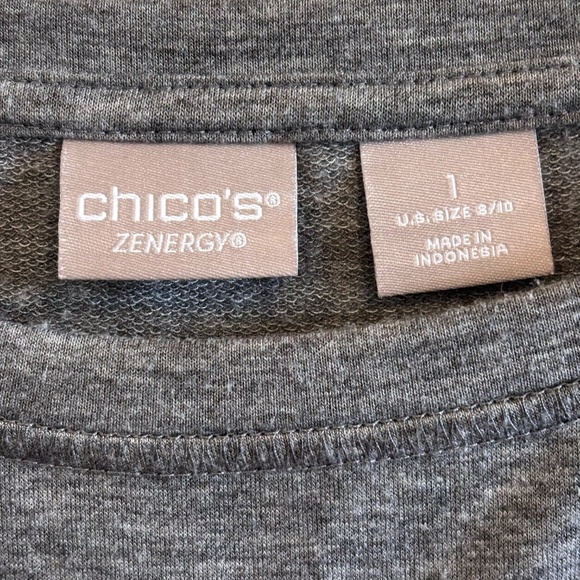 Chico's Zenergy Women's Gray Long Sleeve SZ 1 (Medium) EUC Scoop Neck - Picture 7 of 10